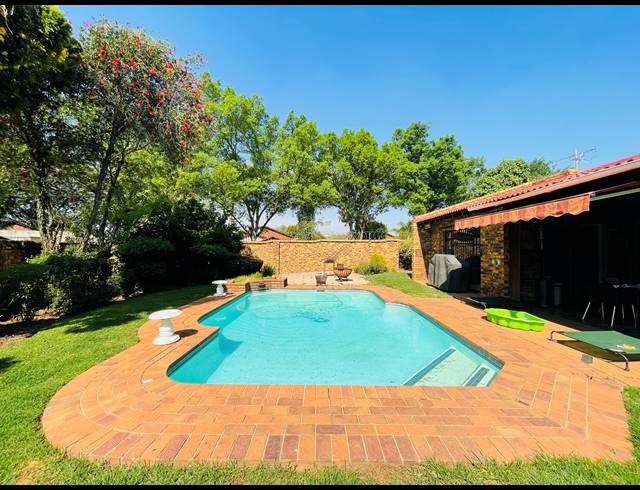 3 BEDROOM FREESTANDING RENTED IN PAULSHOF